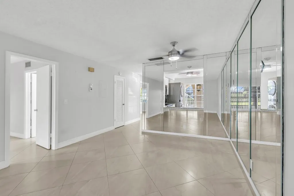 13950 Via Flora Delray Beach FL 33484