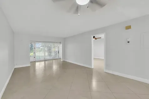 13950 Via Flora Delray Beach FL 33484