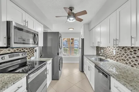 13950 Via Flora Delray Beach FL 33484