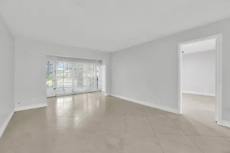 13950 Via Flora Delray Beach FL 33484