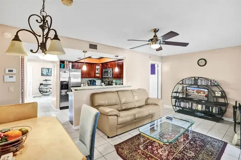 8081 NW 11th Street Margate FL 33063