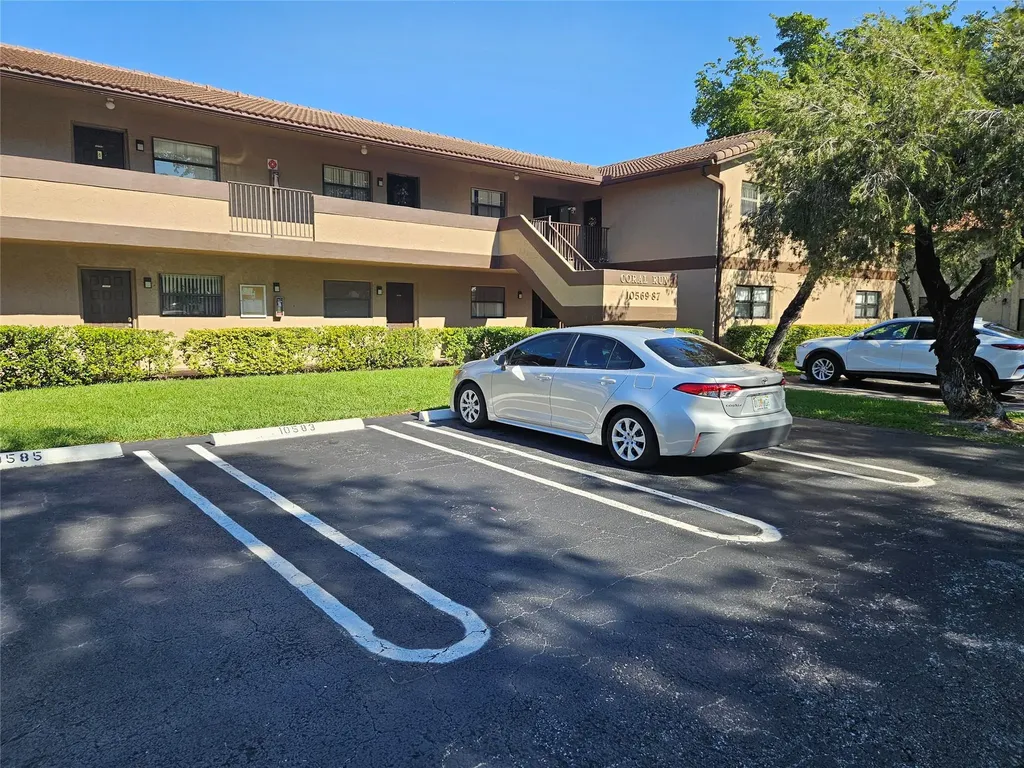 10571 Royal Palm Boulevard Coral Springs FL 33065
