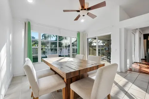 1043 Laguna Springs Drive Weston FL 33326