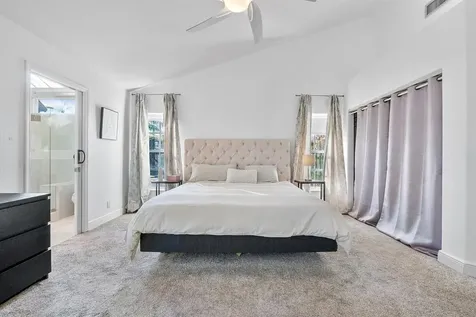 1043 Laguna Springs Drive Weston FL 33326