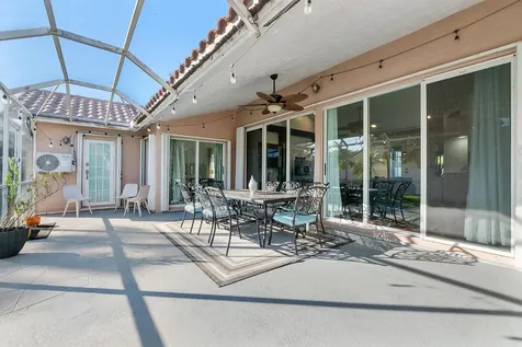 1043 Laguna Springs Drive Weston FL 33326