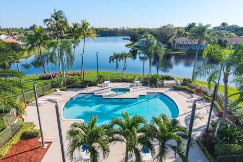 1043 Laguna Springs Drive Weston FL 33326