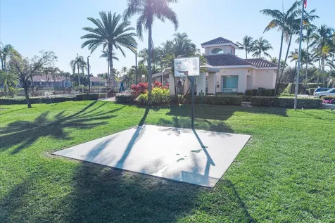 1043 Laguna Springs Drive Weston FL 33326