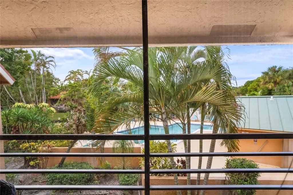 11205 Green Lake 204 Drive Boynton Beach FL 33437