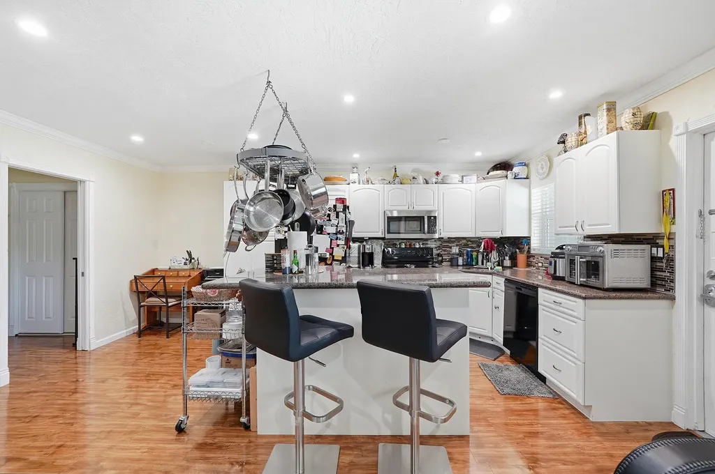 3510 Harrison Street Hollywood FL 33021