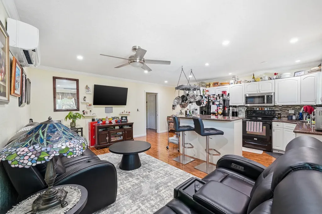 3510 Harrison Street Hollywood FL 33021