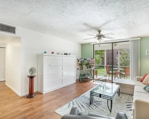 2851 Somerset Drive Lauderdale Lakes FL 33311