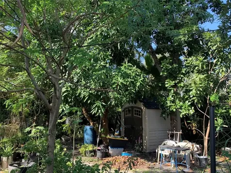 1635 NE 160th Street North Miami Beach FL 33162