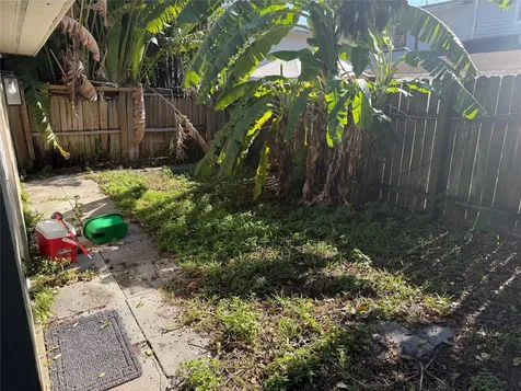 7968 SW 7th Street North Lauderdale FL 33068