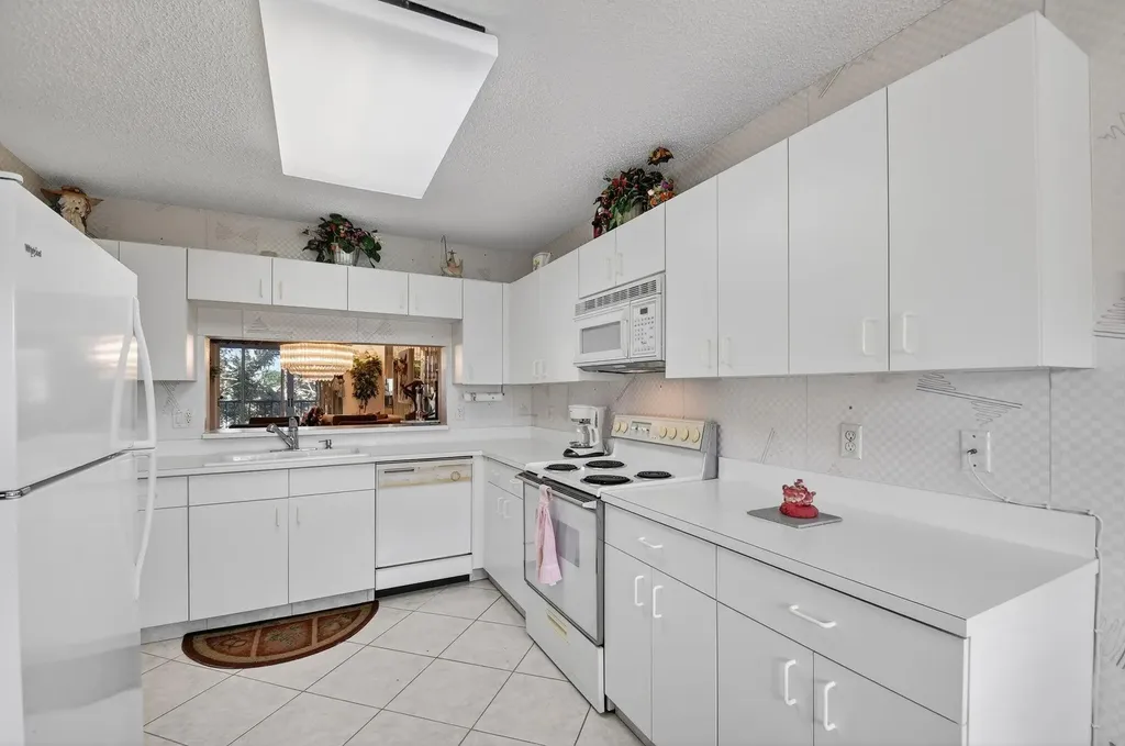 4735 Lucerne Lakes Boulevard Lake Worth FL 33467