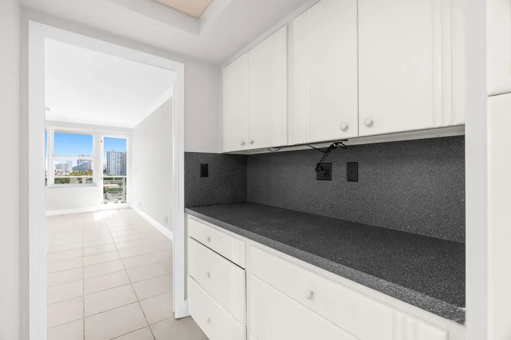 3333 NE 34th Street Fort Lauderdale FL 33308