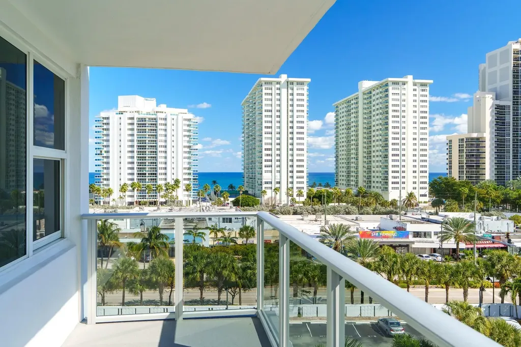 3333 NE 34th Street Fort Lauderdale FL 33308