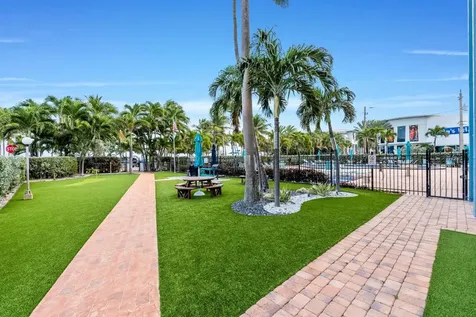 305 N Pompano Beach Boulevard Pompano Beach FL 33062