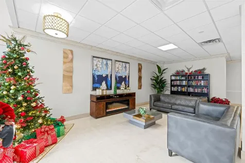 305 N Pompano Beach Boulevard Pompano Beach FL 33062
