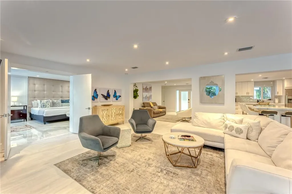 1800 SE Admirals Way Fort Lauderdale FL 33316