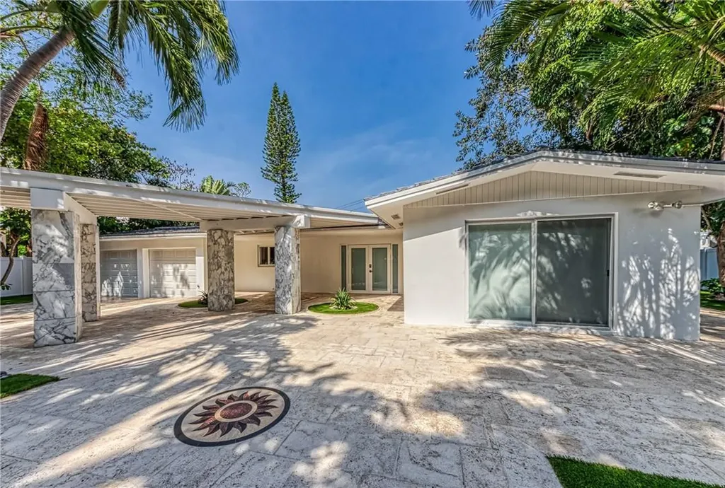 1800 SE Admirals Way Fort Lauderdale FL 33316