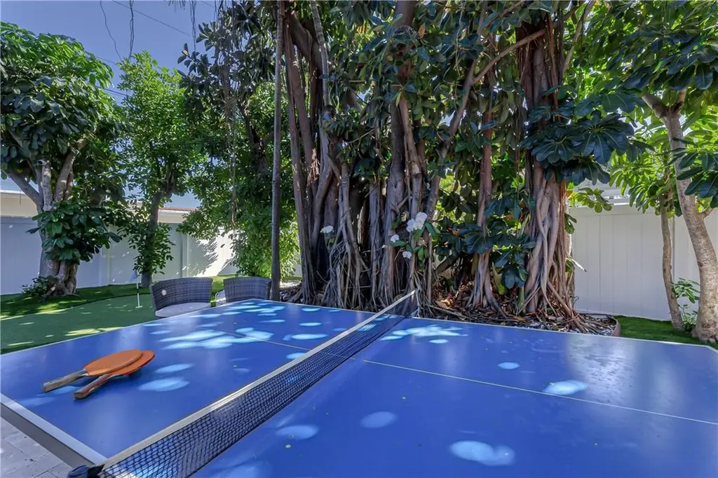 1800 SE Admirals Way Fort Lauderdale FL 33316