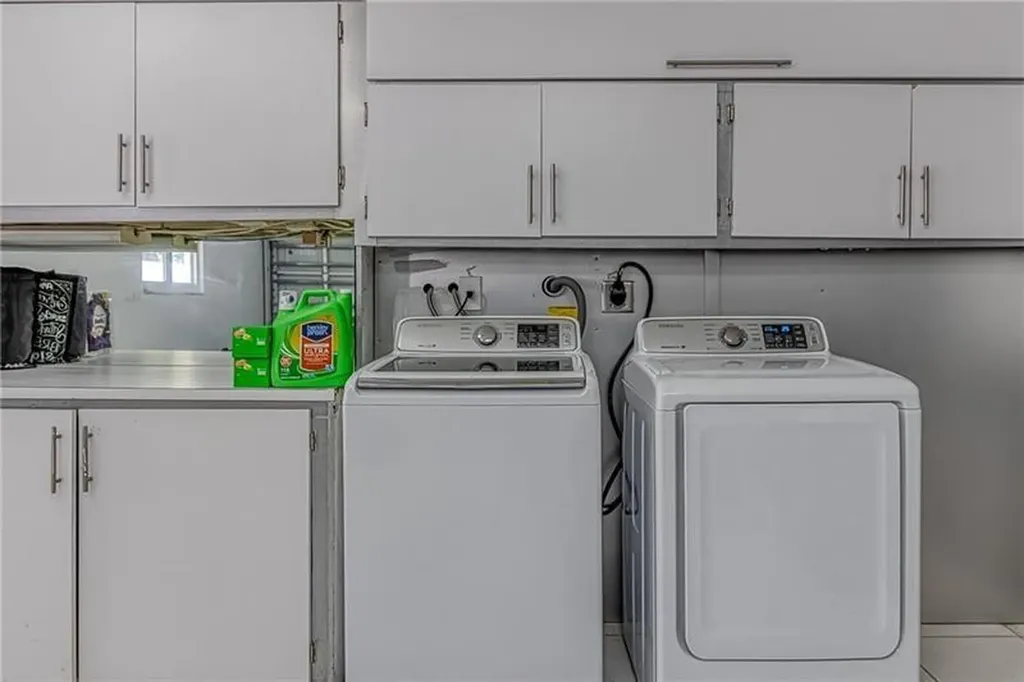 1800 SE Admirals Way Fort Lauderdale FL 33316