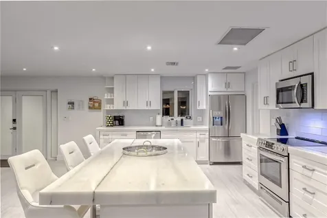 1800 SE Admirals Way Fort Lauderdale FL 33316