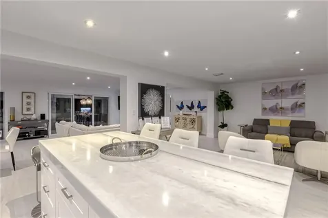 1800 SE Admirals Way Fort Lauderdale FL 33316