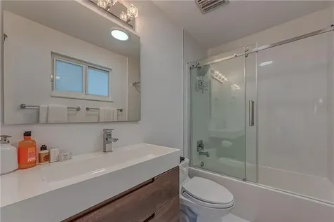 1800 SE Admirals Way Fort Lauderdale FL 33316