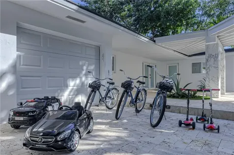 1800 SE Admirals Way Fort Lauderdale FL 33316