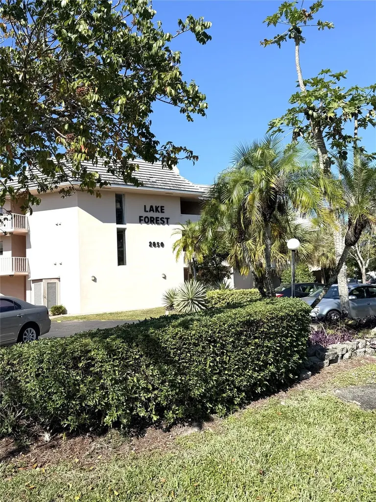 2850 Forest Hills Boulevard Coral Springs FL 33065