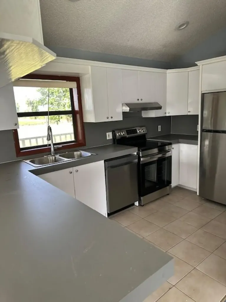 24001 SW 202nd Avenue Homestead FL 33031