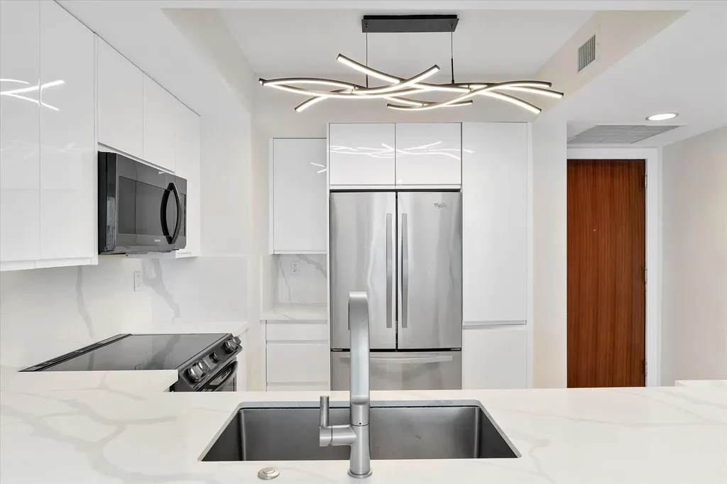 2821 N Ocean Boulevard Fort Lauderdale FL 33308