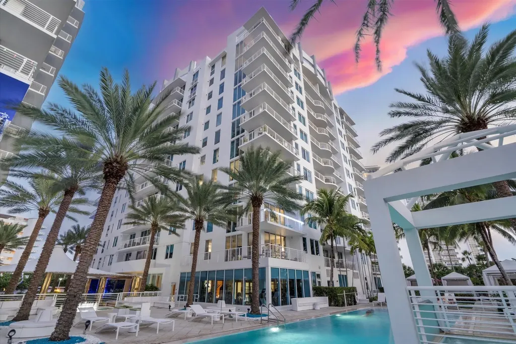 2821 N Ocean Boulevard Fort Lauderdale FL 33308