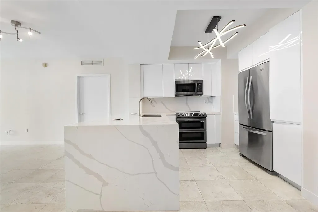 2821 N Ocean Boulevard Fort Lauderdale FL 33308