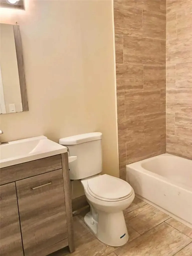 3502 Riverside Drive Coral Springs FL 33065