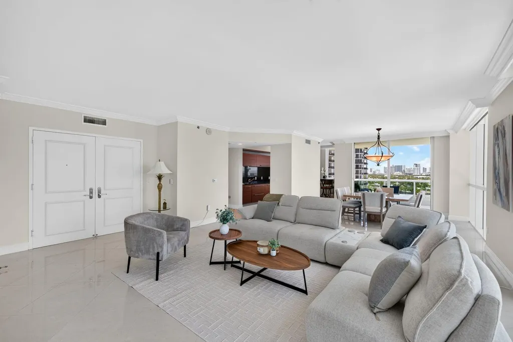 101 S Fort Lauderdale Beach Boulevard Fort Lauderdale FL 33316