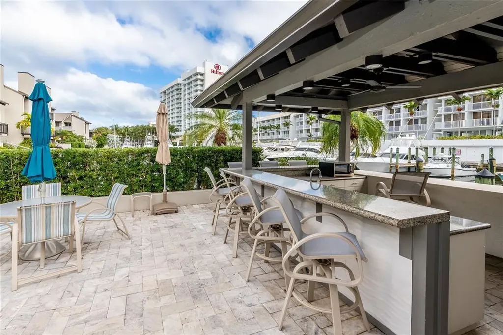 33 Port Side Drive Fort Lauderdale FL 33316