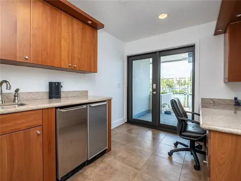 33 Port Side Drive Fort Lauderdale FL 33316