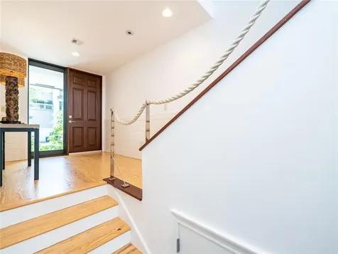 33 Port Side Drive Fort Lauderdale FL 33316