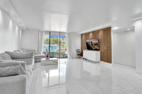 2801 NE 183rd Street Aventura FL 33160