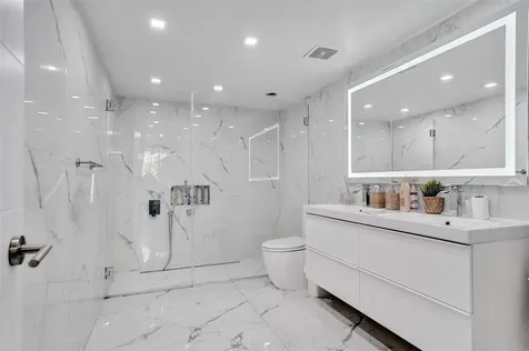 2801 NE 183rd Street Aventura FL 33160