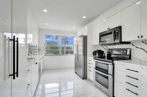 2801 NE 183rd Street Aventura FL 33160