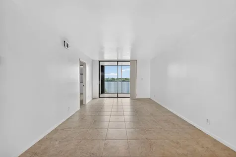 117 Lake Emerald Drive Oakland Park FL 33309