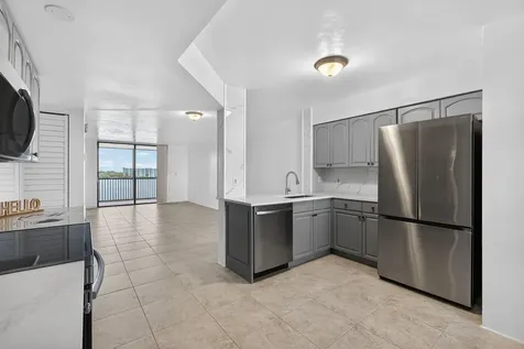 117 Lake Emerald Drive Oakland Park FL 33309