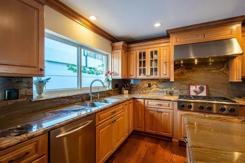 2317 NE 28th Court Lighthouse Point FL 33064