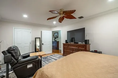 2317 NE 28th Court Lighthouse Point FL 33064
