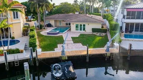 2317 NE 28th Court Lighthouse Point FL 33064