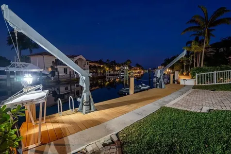 2317 NE 28th Court Lighthouse Point FL 33064