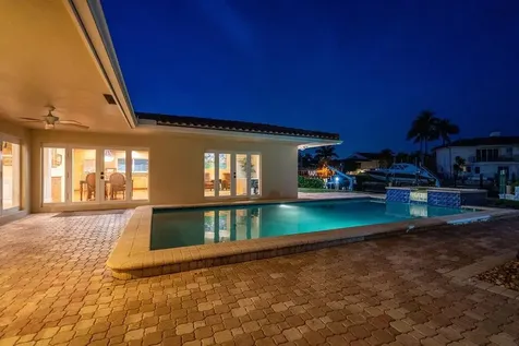 2317 NE 28th Court Lighthouse Point FL 33064